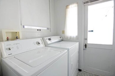 3552-3552 1/2 Front St, San Diego, CA 92103 - photo 4