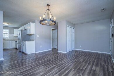 3002 Country Club Rd, Jacksonville, NC 28546 - photo 5