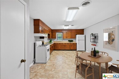 1307 Montgomery St, Wichita Falls, TX 76302 - photo 7