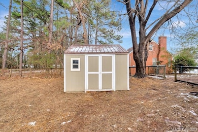 312 Hutcheson Ave, Chase City, VA 23924 - photo 5