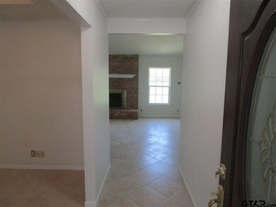 6027 6027 Whispering Ln, Tyler, TX 75707 - photo 5