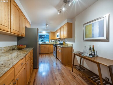 2279 Ridgeway Dr, Eugene, OR 97401 - photo 7