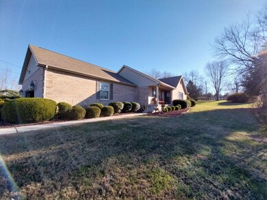 1079 Shakertown Rd, Harrodsburg, KY 40330 - photo 2