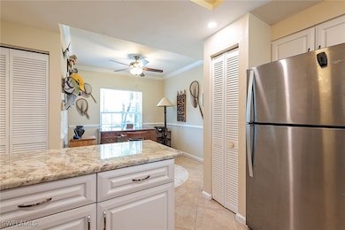 Kitchen/Breakfast Nook