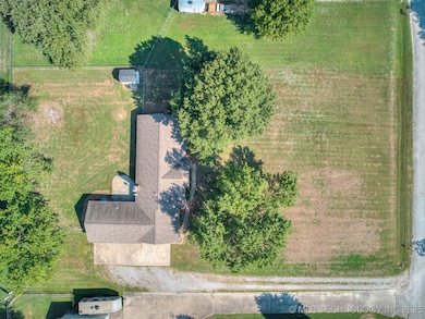 25606 S Desert Trail, Claremore, OK 74019 - photo 3