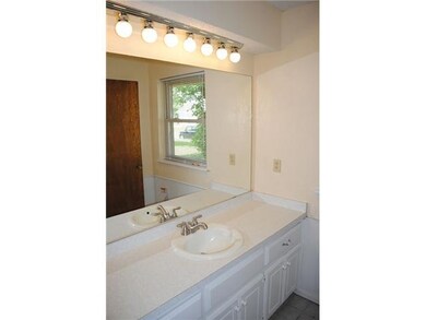 Master Bath/Spa.