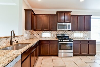 31707 Breezy Retreat Ct, Spring, TX 77386 - photo 2