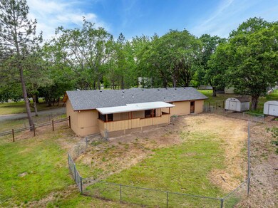 243 Stanvira Way, Grants Pass, OR 97526 - photo 6