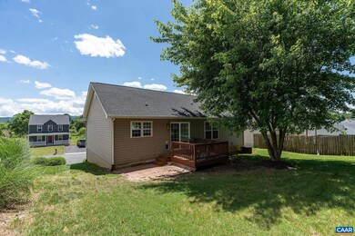 567 Edwardian Ln, Waynesboro, VA 22980 - photo 4