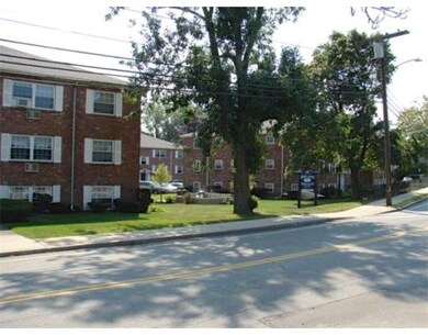 48 Lake Ave unit Brandies 11, Woburn, MA 01801 - photo 2