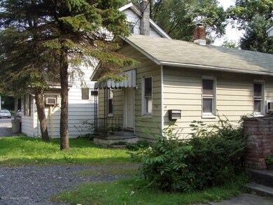 438 N 5th St, Stroudsburg, PA 18360 - photo 4