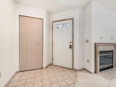 3782 Falls Circle Dr unit 25, Hilliard, OH 43026 - photo 5