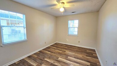 310 Orchard Way, Warner Robins, GA 31088 - photo 2