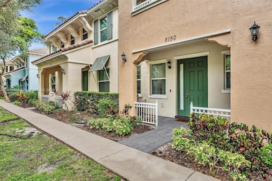 8150 Cascada Isles Dr, Hollywood, FL 33024 - photo 3