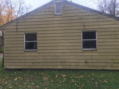 1423 Halford St, Anderson, IN 46016 - photo 2