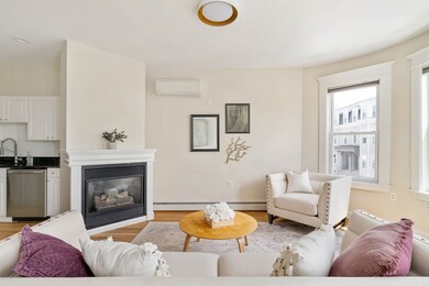 137 P St unit 2, Boston, MA 02127 - photo 2