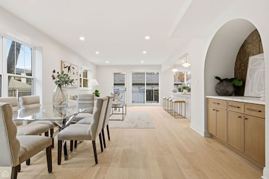 unlisted-address, Chicago, IL 60625 - photo 5