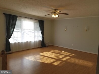 347 Montgomery Cir, Stephens City, VA 22655 - photo 2