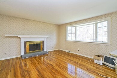 32 Summer St, Rockland, MA 02370 - photo 4
