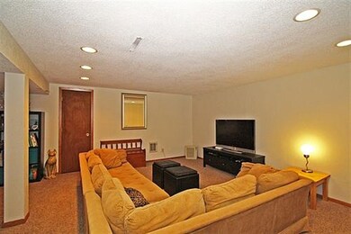 661 Janesville St, Oregon, WI 53575 - photo 5