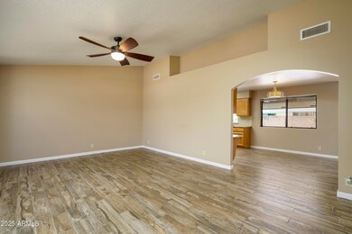 8230 E Navarro Ave, Mesa, AZ 85209 - photo 6
