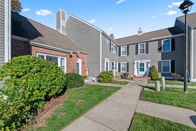 228 Georgetown Dr, Glastonbury, CT 06033 - photo 4