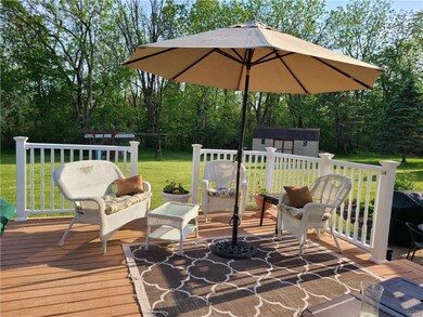 5827 Shady Ln, Nazareth, PA 18064 - photo 3