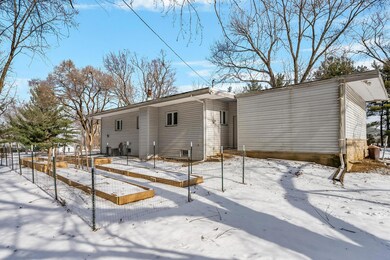 137 N. Parkway Dr-107