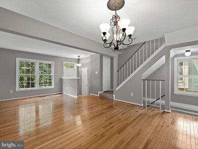 3850 Angelton Ct, Burtonsville, MD 20866 - photo 6