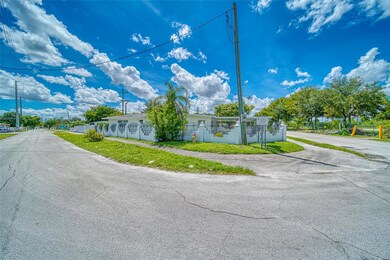 2000 Service Rd, Opa Locka, FL 33054 - photo 4