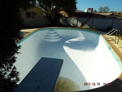 Dive Pool