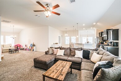 5185 Dry Hollow Dr, Alvin, TX 77511 - photo 6