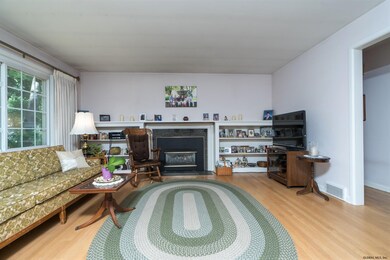 43 Oldox Rd, Delmar, NY 12054 - photo 4