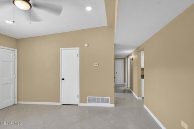 813 La Paz Dr, El Paso, TX 79915 - photo 7