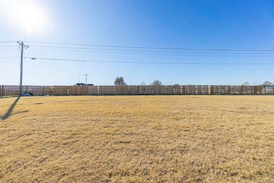 5455 NE Snowy Owl Rd, Elgin, OK 73538 - photo 6