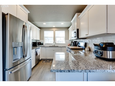 1371 Tirion Ave, Eugene, OR 97404 - photo 6