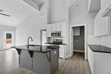 650 Sun Meadows Loop, Centerton, AR 72719 - photo 4