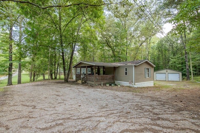 140 Pinecrest Dr, Counce, TN 38326 - photo 3