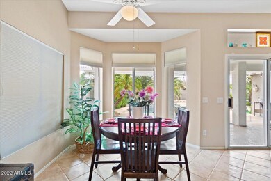 06-Dining Room
