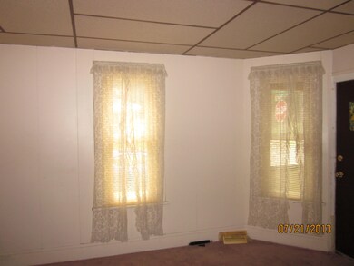 Living room pic 2