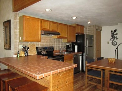 This unique extended counter top allows for a quic
