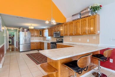 11 Partridge Rd, Dracut, MA 01826 - photo 6