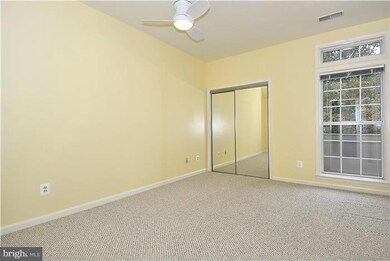 1314 Garden Wall Cir unit D, Reston, VA 20194 - photo 6