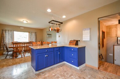 2769 Rising Hill Dr, Saylorsburg, PA 18353 - photo 6