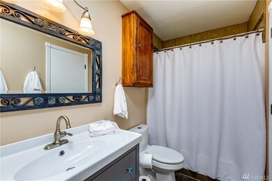 806 W 1st St, Nooksack, WA 98247 - photo 6