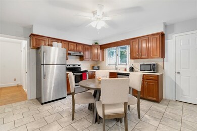 67 Fillmore St, Pawtucket, RI 02860 - photo 7