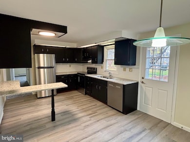 19 Hemlock Dr, Mechanicsburg, PA 17055 - photo 7