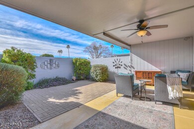 10561 W Ocotillo Dr, Sun City, AZ 85373 - photo 2