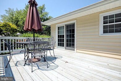 9287 Windsor Dr, La Plata, MD 20646 - photo 6