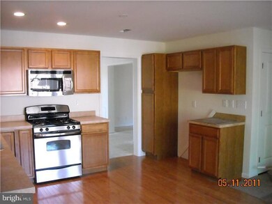 39 Springfield Ave, Flourtown, PA 19031 - photo 2